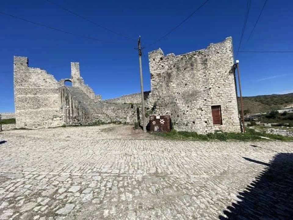 Guided tour of the old city of Berat