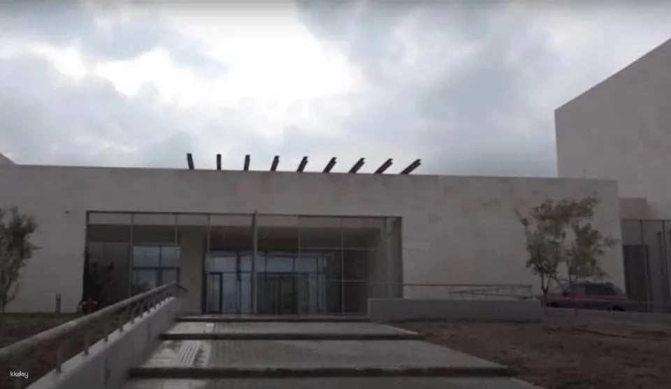 Polycentric and Royal Graves of Aigai Museum tickets with audio tour