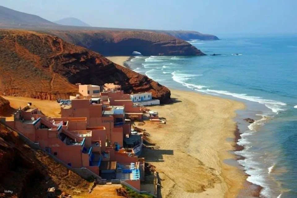 Legzira Beach Fun Day from Agadir and Taghazout