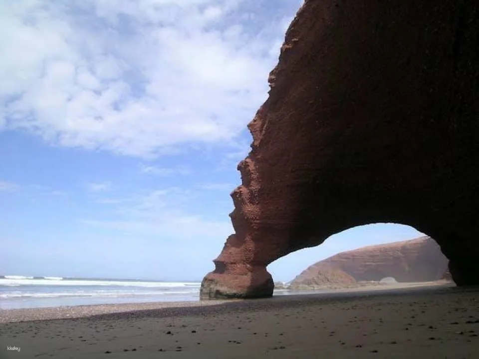 Legzira Beach Fun Day from Agadir and Taghazout