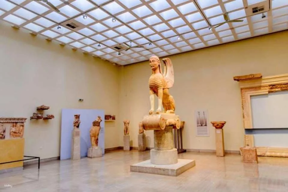 Delphi full-day mythical sightseeing guided tour from Athens