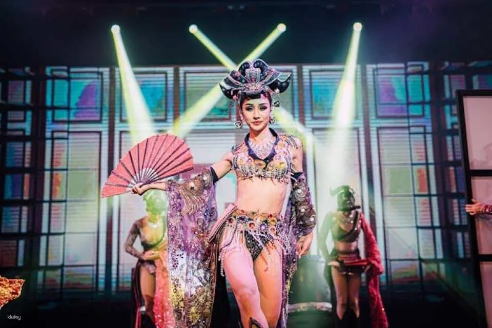 Evening Simon Cabaret show Patong with transfer