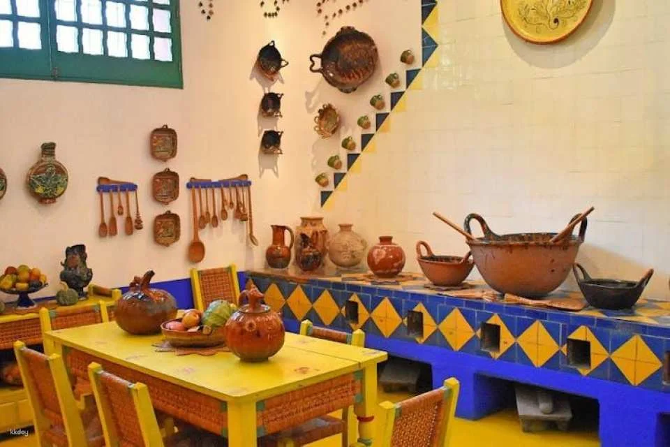 Frida Kahlo and Diego Rivera legacy visit to three museums with skip-the-line tickets