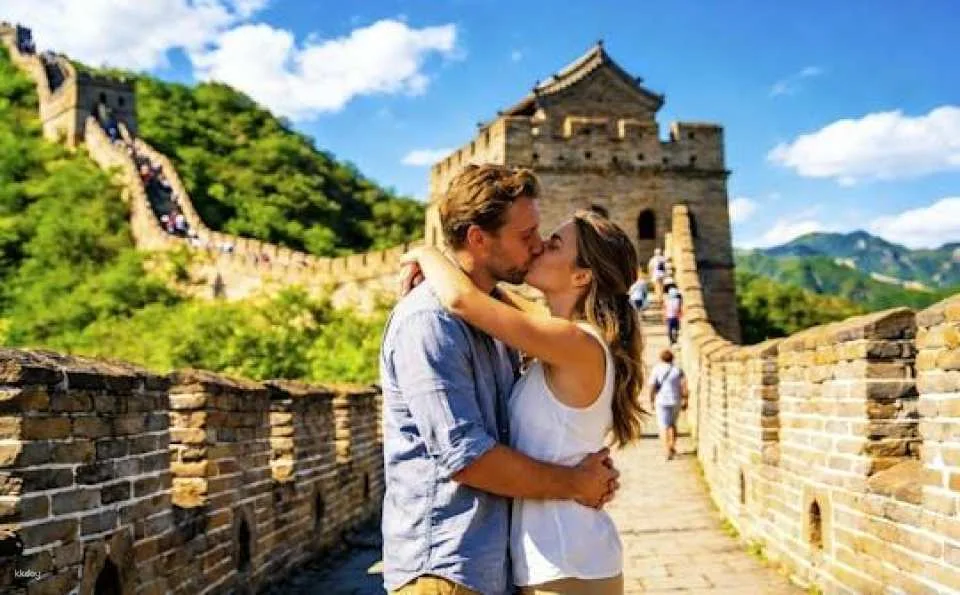 Badaling Great Wall VIP access with guided tour and transfer