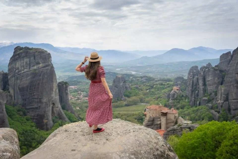 Panoramic Meteora and Monasteries Tour from Kalabaka