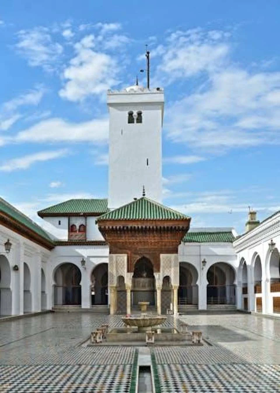 Private guided tour of the Old Medina in Fez