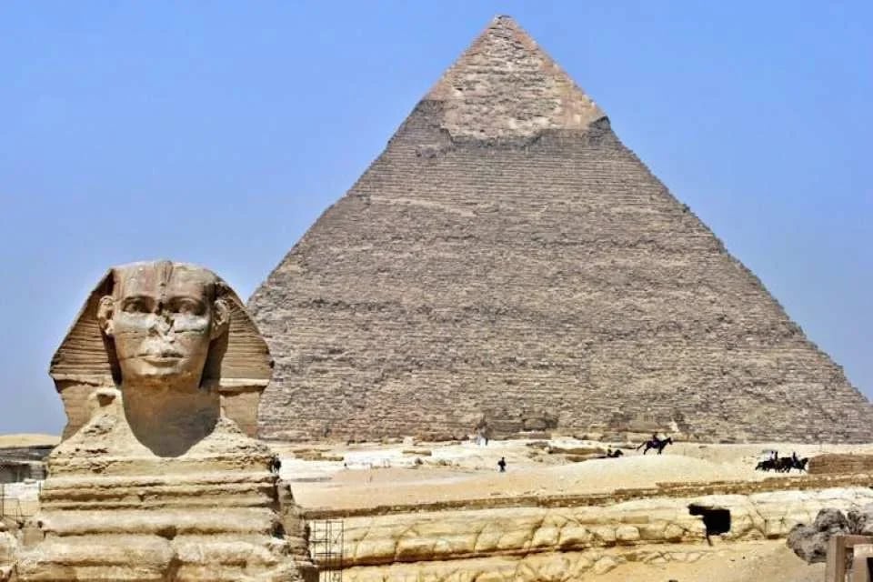Best of Cairo tour from Luxor with sleeper train tickets