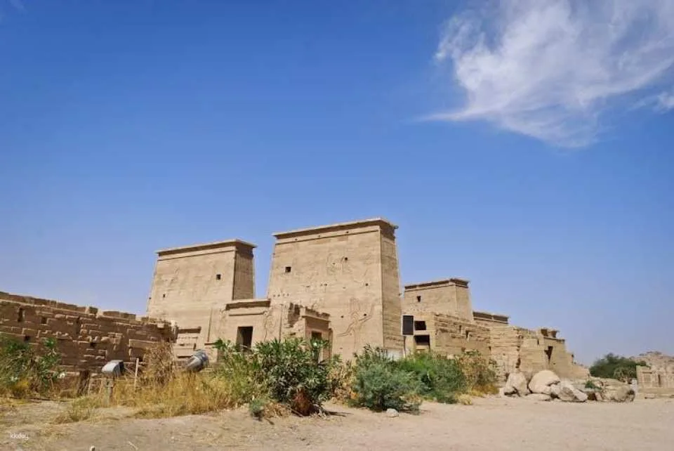 7-day Tour of Luxor and Aswan Highlights aboard Iberotel Crown Emperor