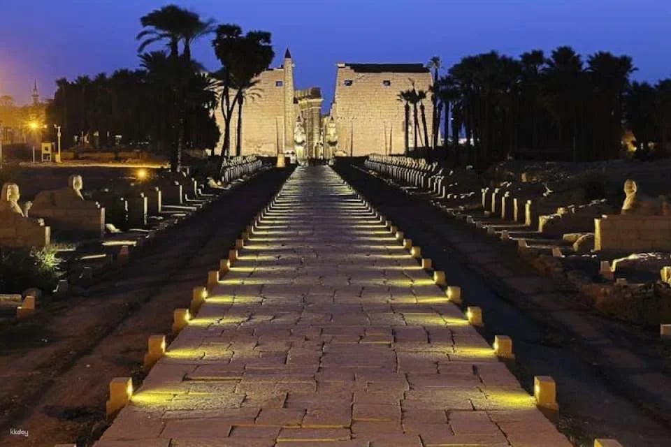 7-day Tour of Luxor and Aswan Highlights aboard Iberotel Crown Emperor
