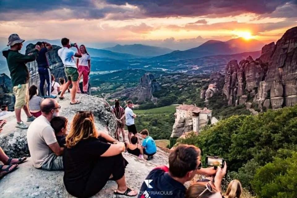 Majestic Sunset Meteora tour from Kalampaka  Small-group tour