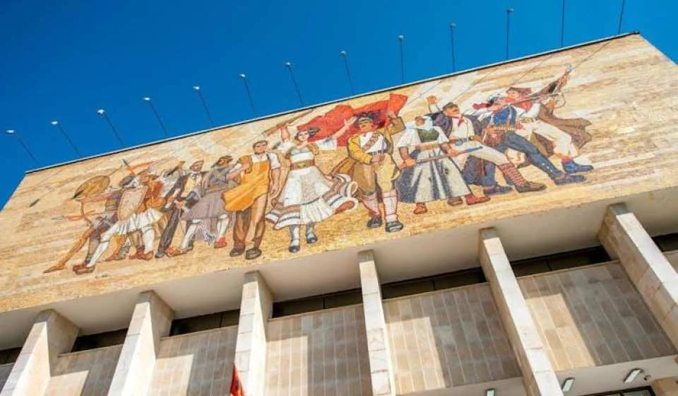 Tirana guided walking tour