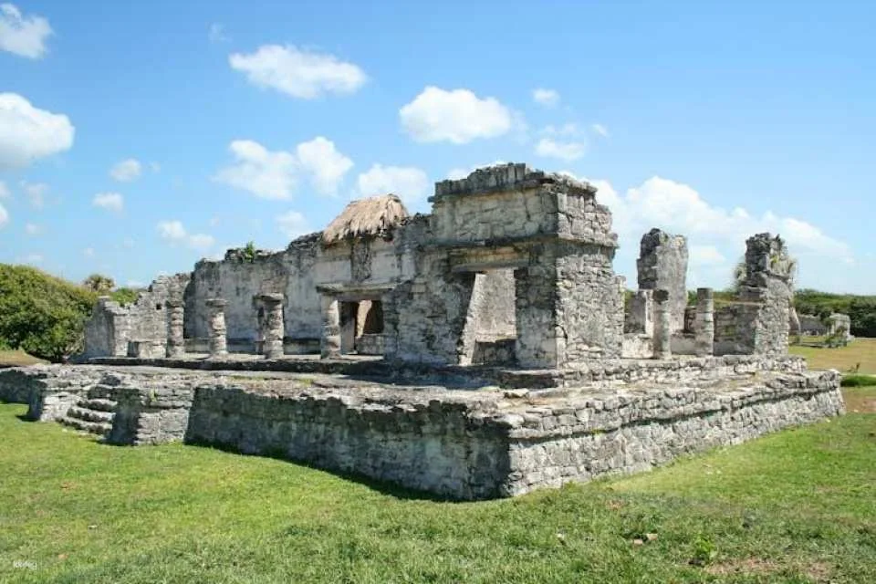 Tulum Mayan ruins self-guided walking audio tour