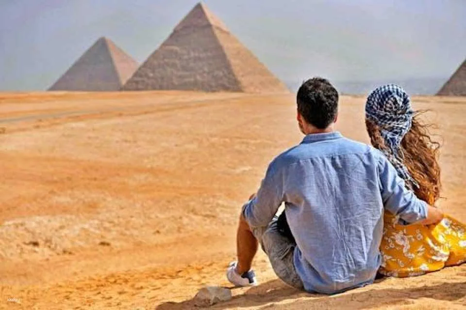 The New Grand Museum and Giza Pyramids by road from Sharm El Sheikh (617009)