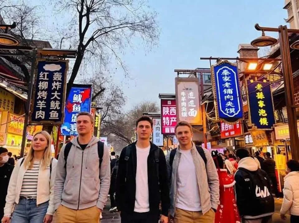 Xi'an afternoon adventure: Terracotta Army and Muslim Street dinner