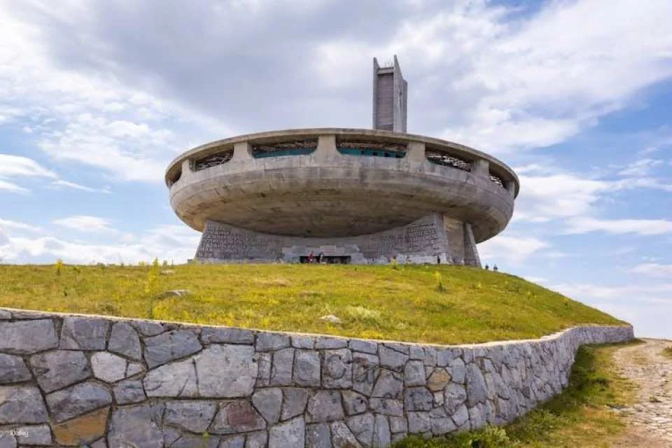 Half-day tour to Buzludzha and Shipka from Veliko Tarnovo
