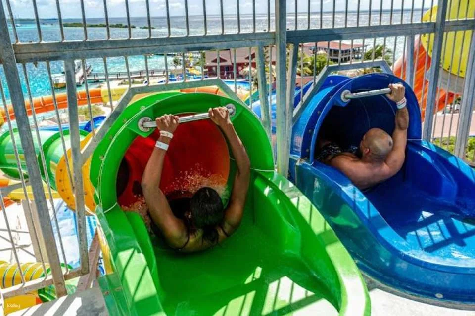 De Palm Island water park all-inclusive tickets