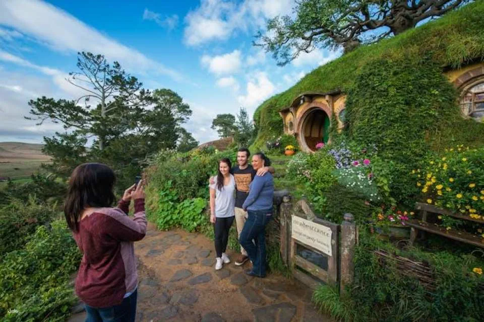 Hobbiton express day tour with lunch
