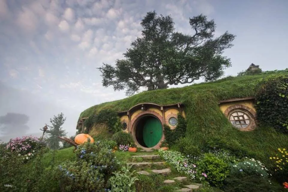 Hobbiton Movie Set Banquet Experience in Auckland