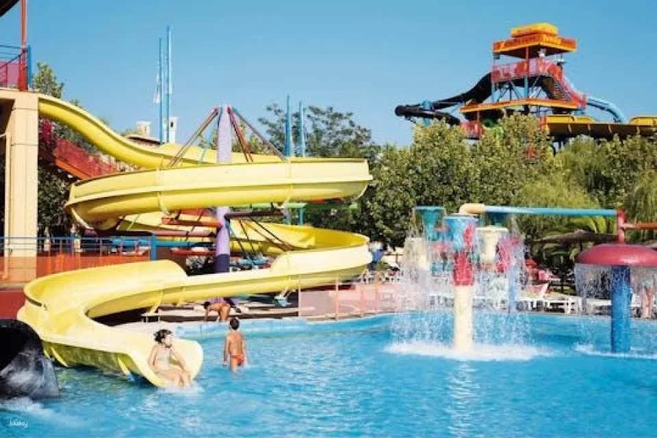 Aqualand with transfer