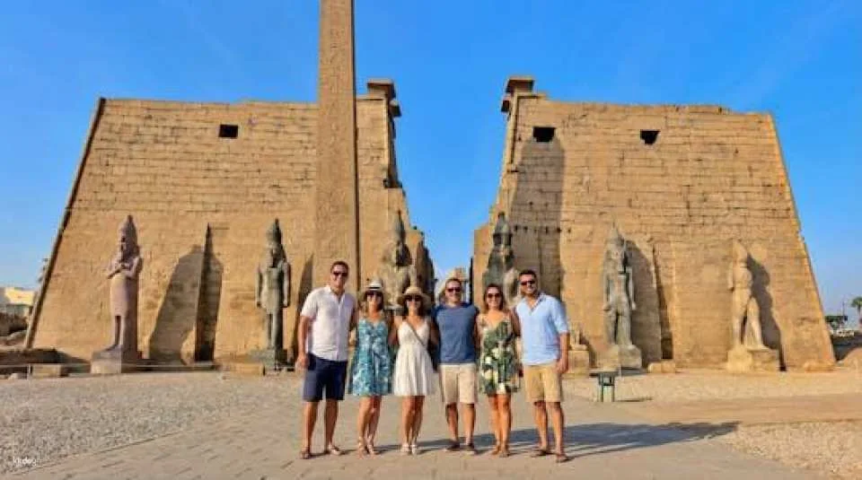 7-day Tour of Luxor and Aswan on Steigenberger Legacy Cruise