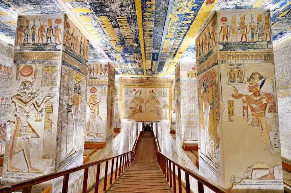 7-day Tour of Luxor and Aswan on Steigenberger Legacy Cruise