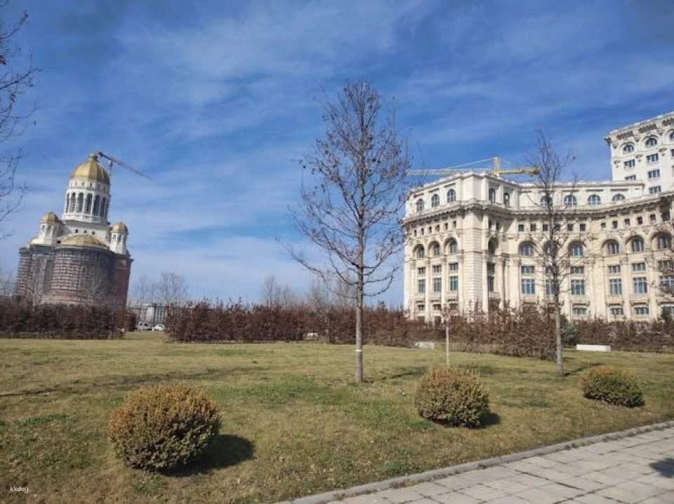 Parliament Palace tour in Bucharest