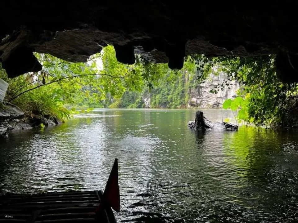 Ninh Binh day tour with Hoa Lu, Trang An and Hang Mua from Hanoi