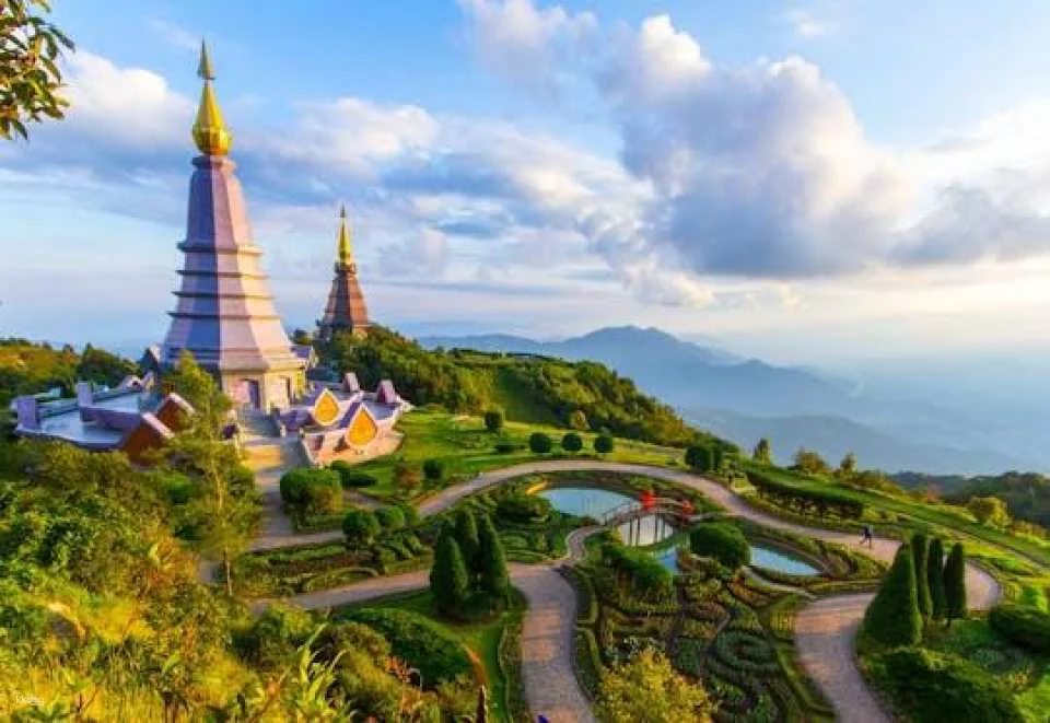 Doi Inthanon National Park small group guided tour