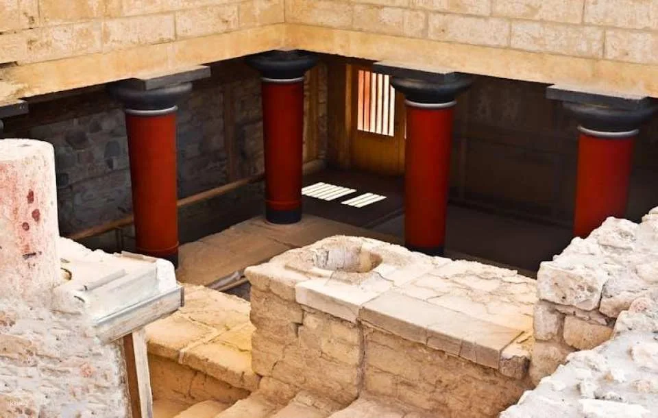 Knossos Archaeological Site Entrance Tickets and Heraklion Audio Guide