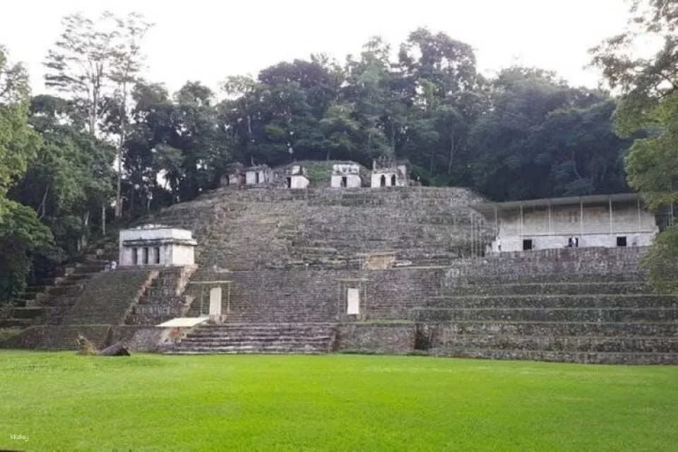 Maya Ruins Full-Day Tour to Bonampak and Yaxchilan