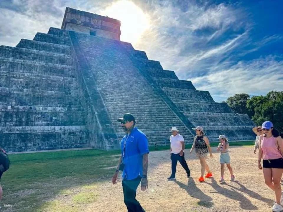 Guided Tour to Chichen Itza Mayan Archeological Site