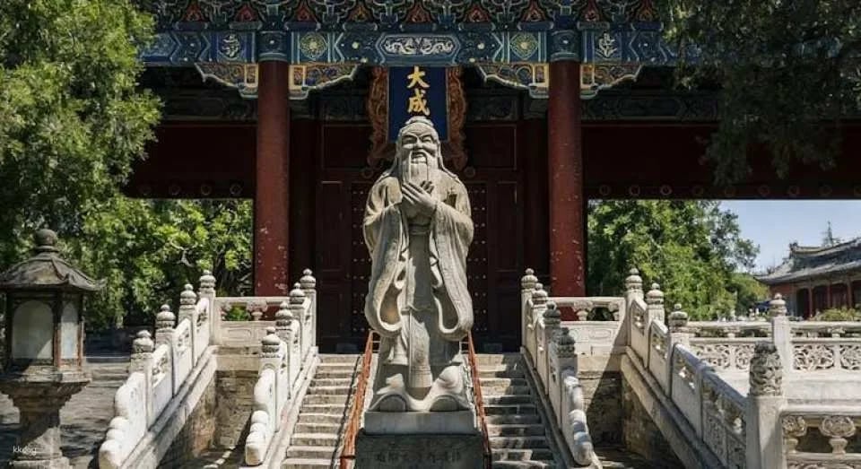 Private Tour of Lama Temple, Confucius Temple and Imperial College