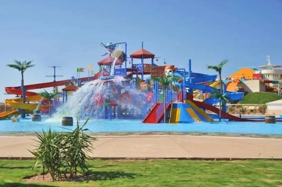 Full-day Makadi water world experience
