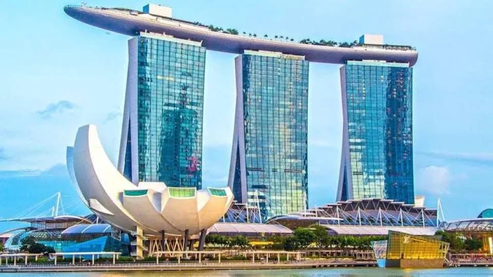Singapore audio guide with TravelMate app