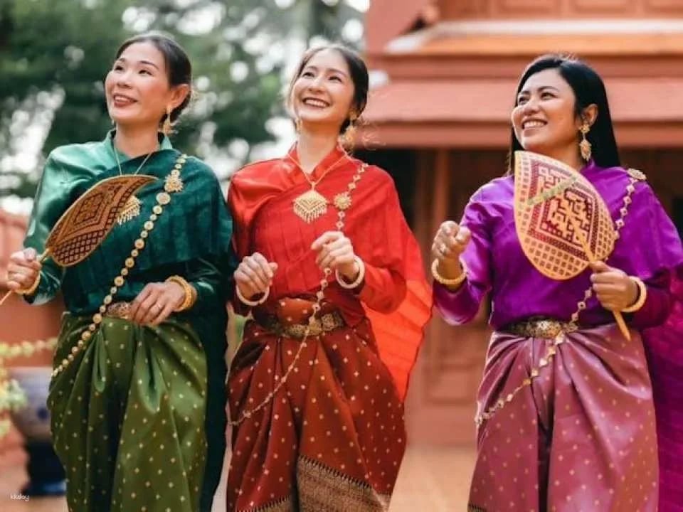 Samut Songkhram 1-day pass for culture, food and fun