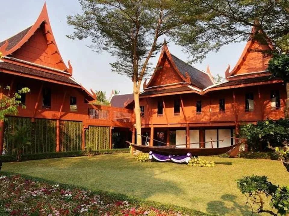 Samut Songkhram 1-day pass for culture, food and fun