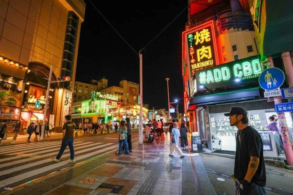 Naha Bar Hopping Tour in Okinawa