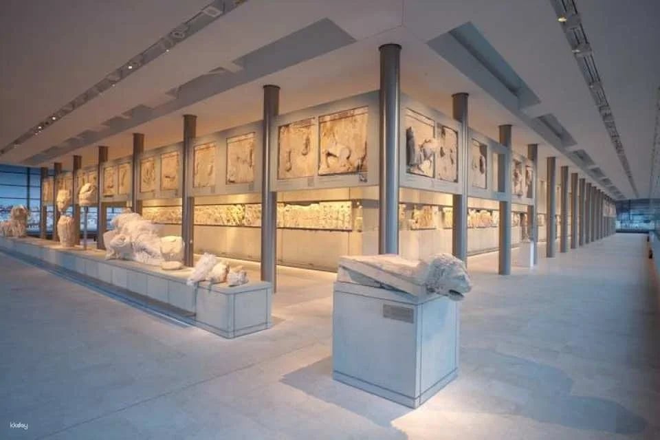 Athens sightseeing Spanish guide tour with Acropolis site entrance and museum