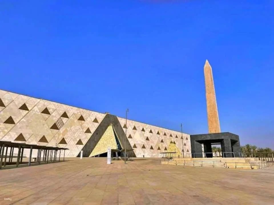 New Grand Museum, Giza Pyramids and Great Sphinx by Road from Hurghada