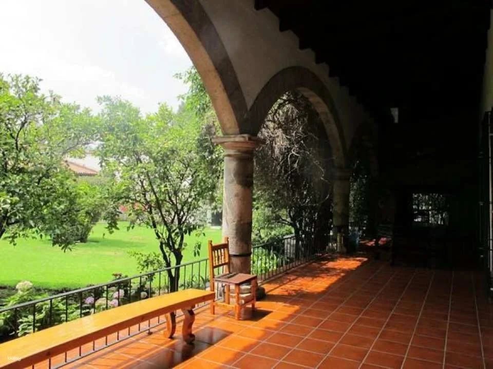 Frida Kahlo and Diego Rivera's legacy private tour with tickets to three museums