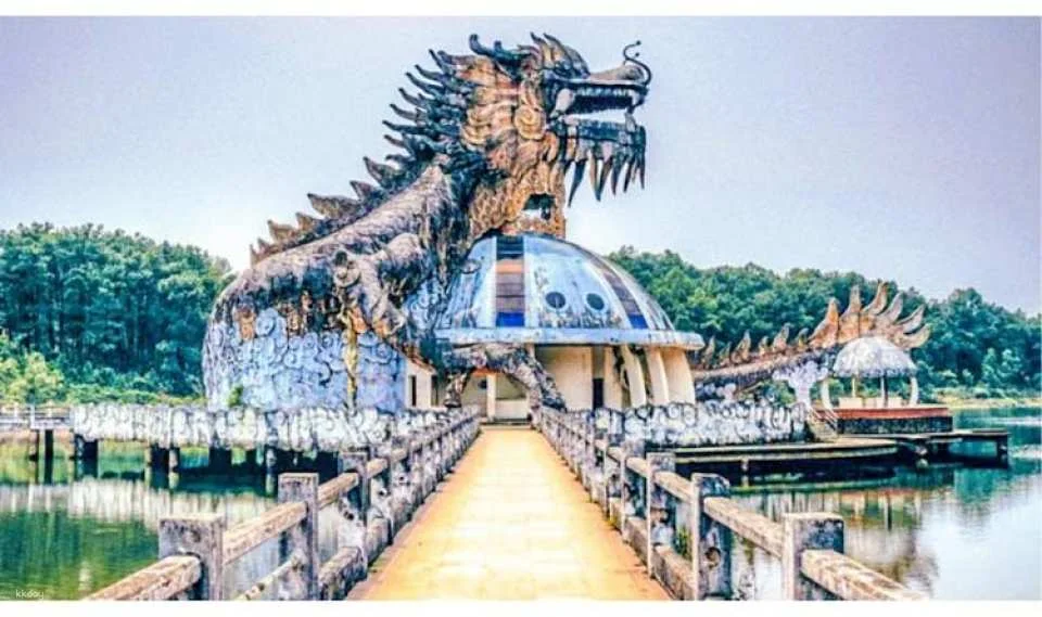 Hue city tour motorbike with easy rider