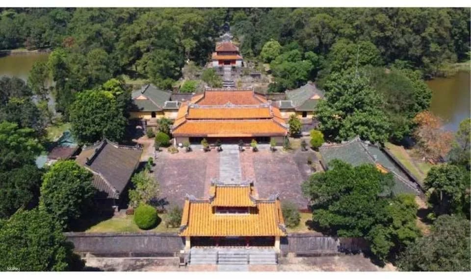 Hue city tour motorbike with easy rider