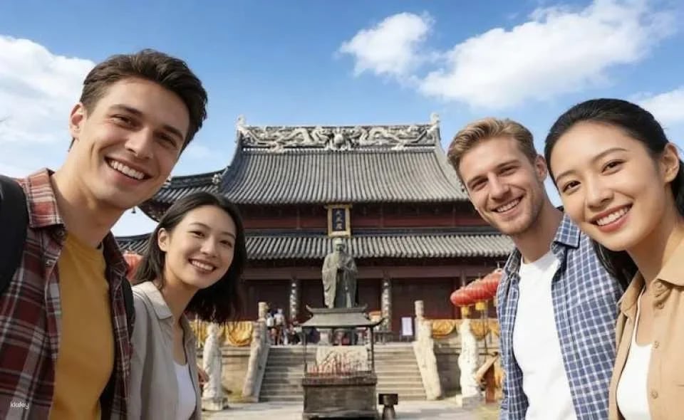 Private tour of ancient Nanjing with a local guide