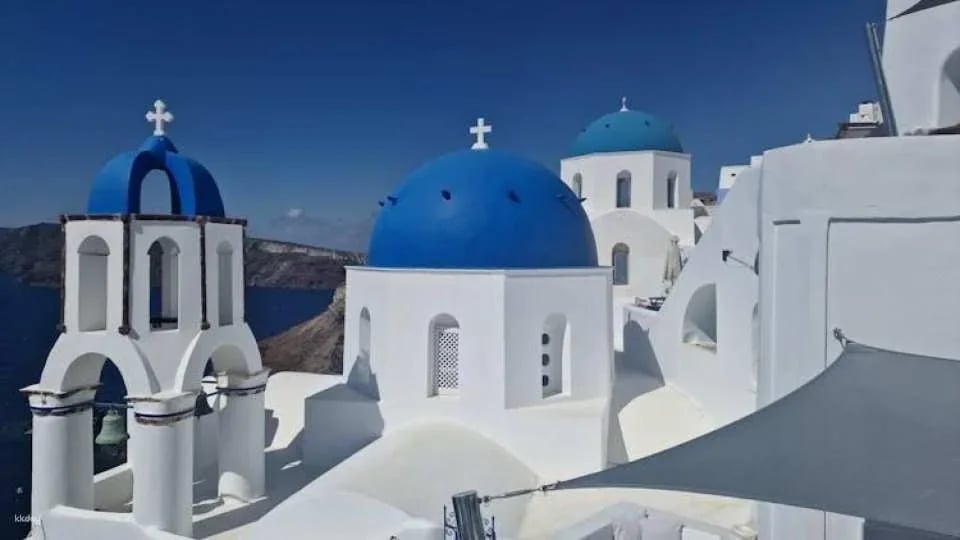 6-Hour Private Best of Santorini Experience