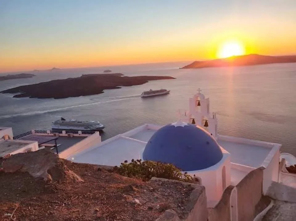 6-Hour Private Best of Santorini Experience