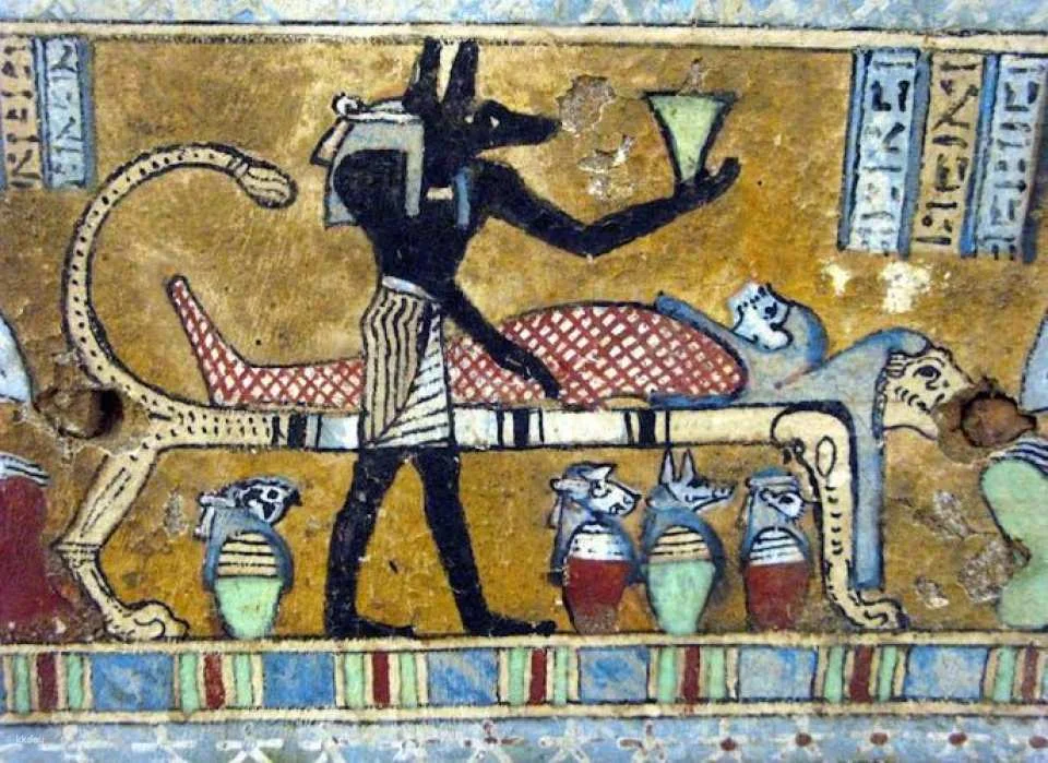 Discover the Luxor and Mummification museums