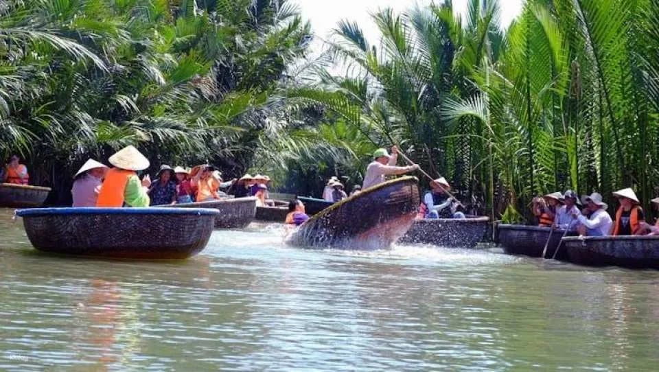 5-Hours Cooking Class Tour in Cam Thanh village with Market Shopping