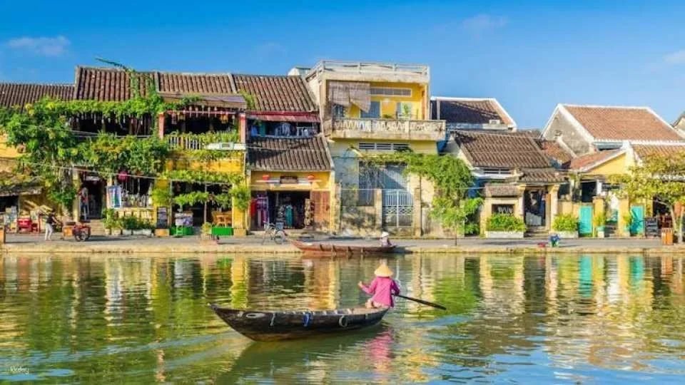 5-Hours Cooking Class Tour in Cam Thanh village with Market Shopping