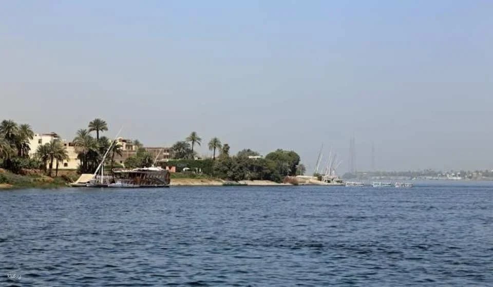 Luxor Guided Tour from Marsa Alam with Nile Cruise and Lunch