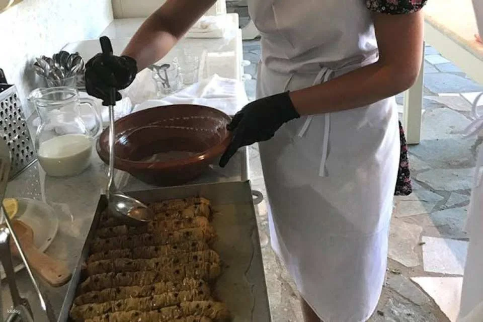Paros cooking class with transportation